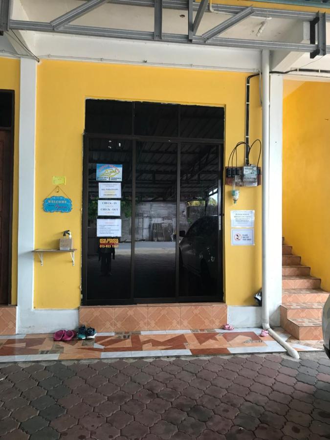 Rumah Hentian Ayah Kampung Kuala Besut Exterior foto